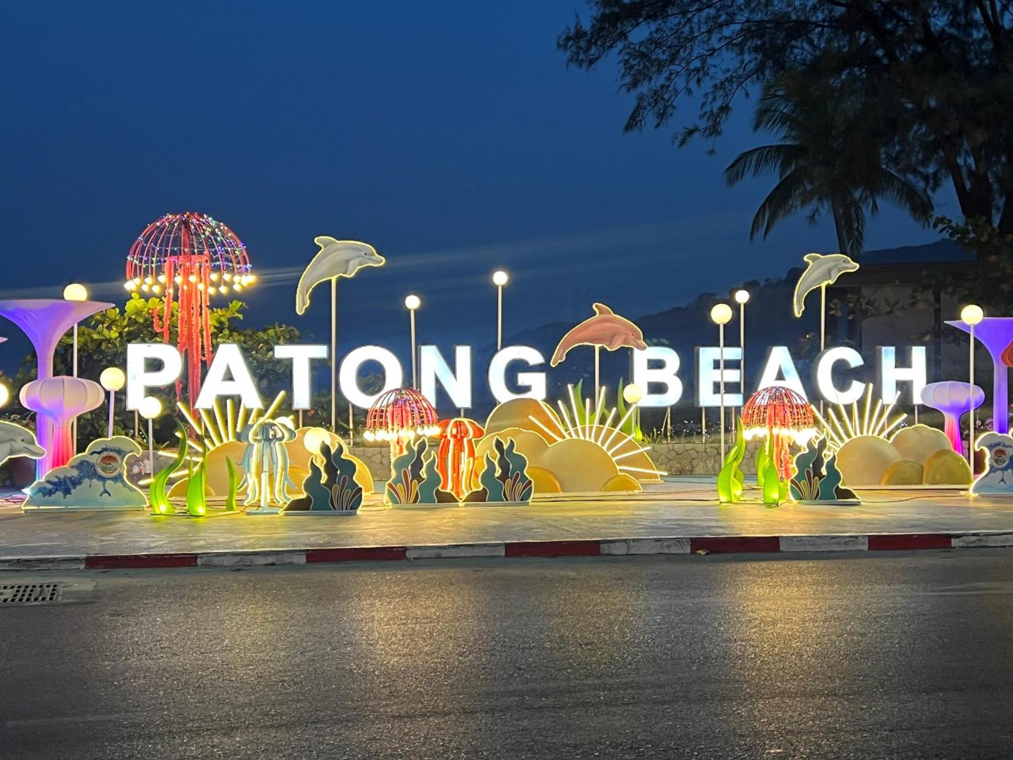 Private Modern By Vacation Located In The Heart Of Patong, Walking Distance To The Beach, Kitchen, Private Bathroom, Seating Area, 65
