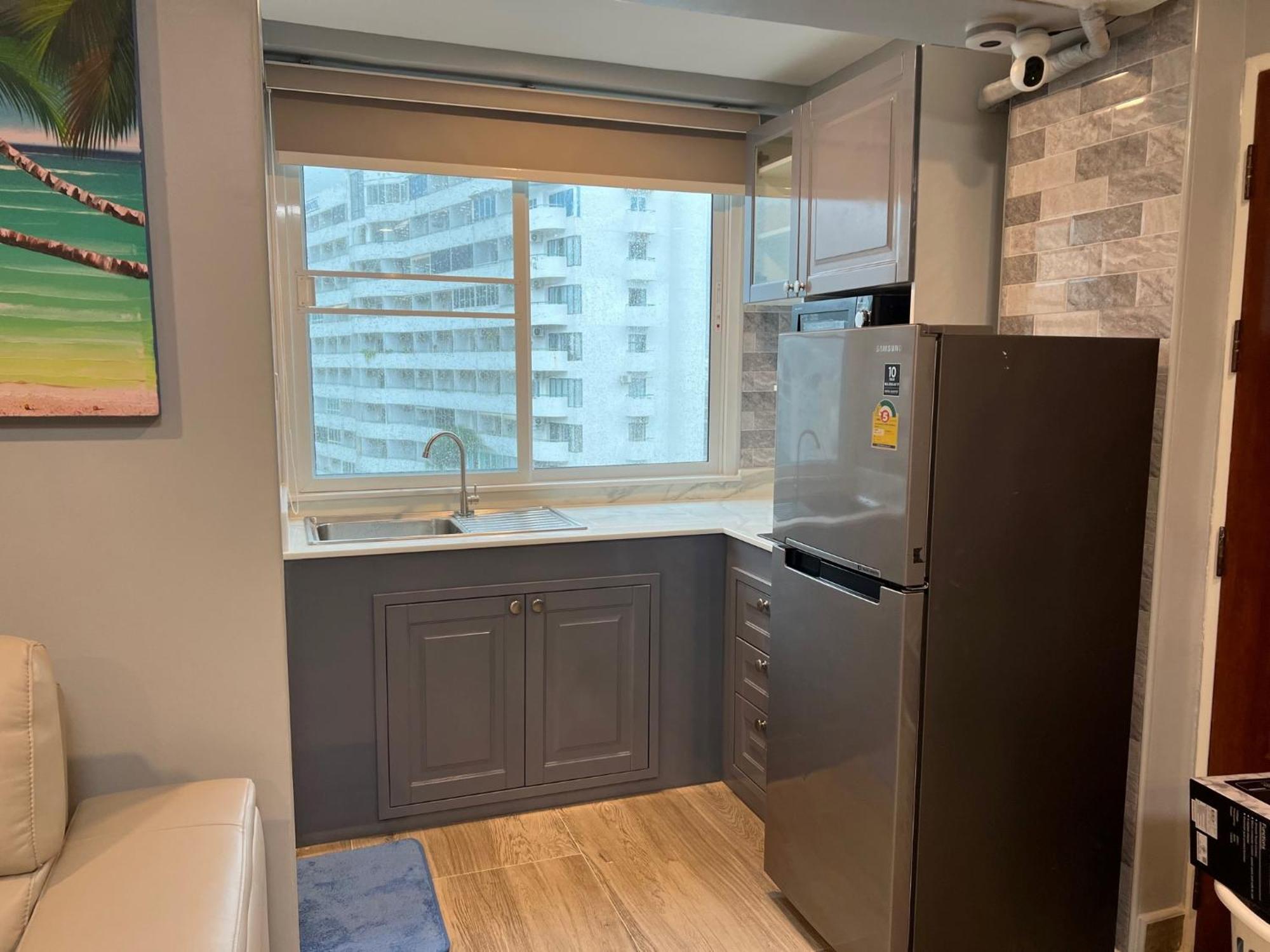 Appartement Private Modern By Vacation Located In The Heart Of Patong, Walking Distance To The Beach, Kitchen, Private Bathroom, Seating Area, 65